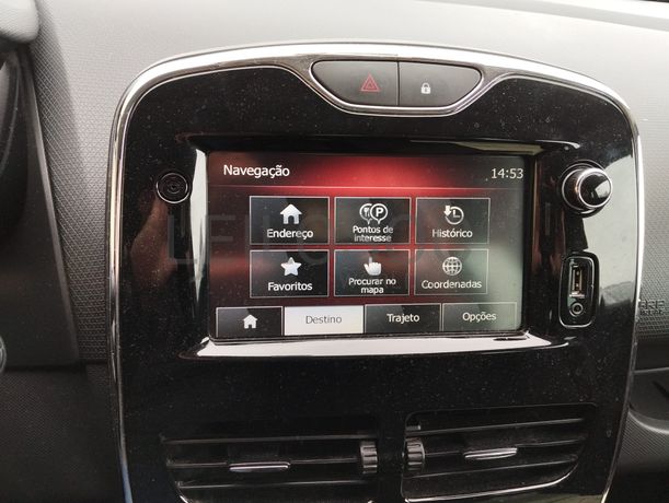 Renault Clio · Ano 2013