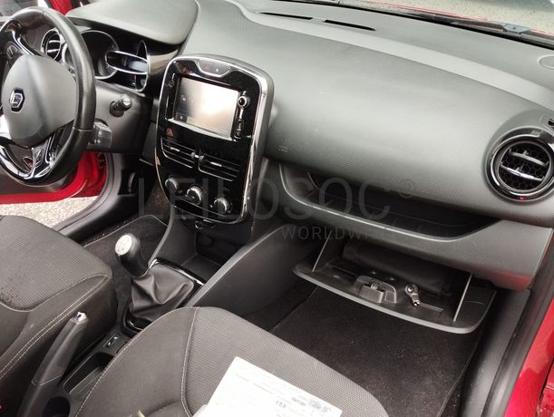 Renault Clio · Ano 2013