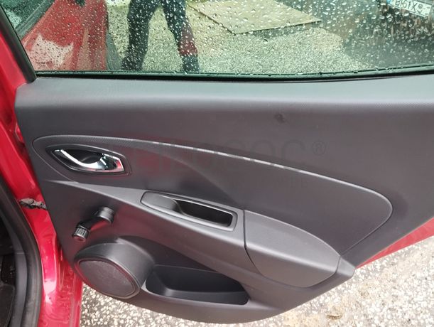 Renault Clio · Ano 2013