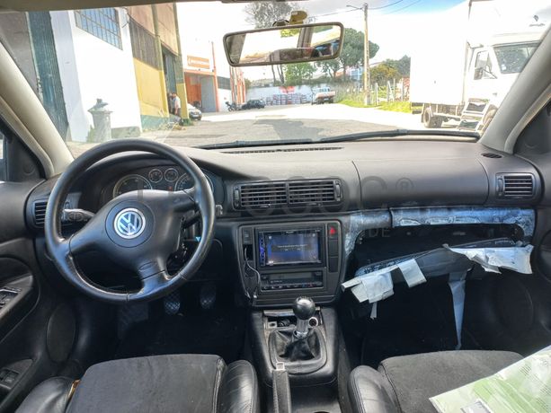 Volkswagen Passat · Ano 2001
