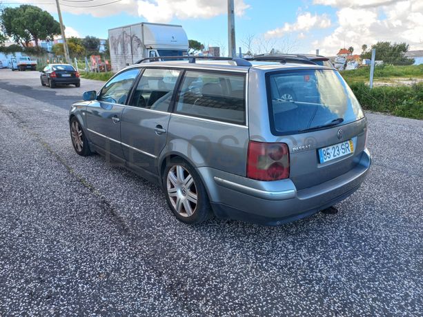 Volkswagen Passat · Ano 2001