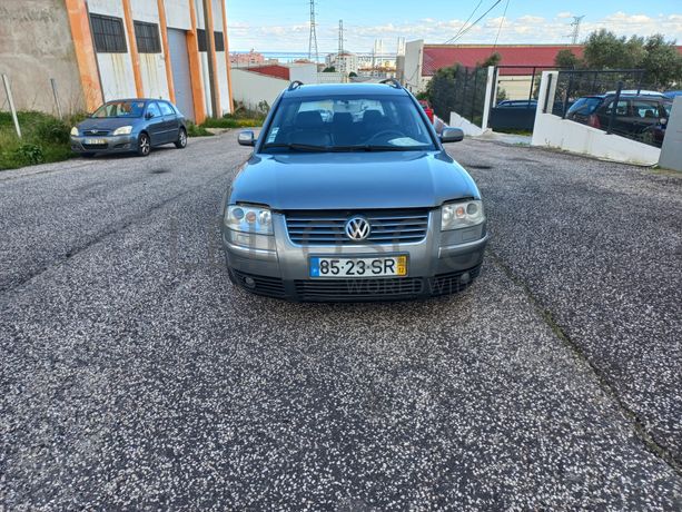 Volkswagen Passat · Ano 2001