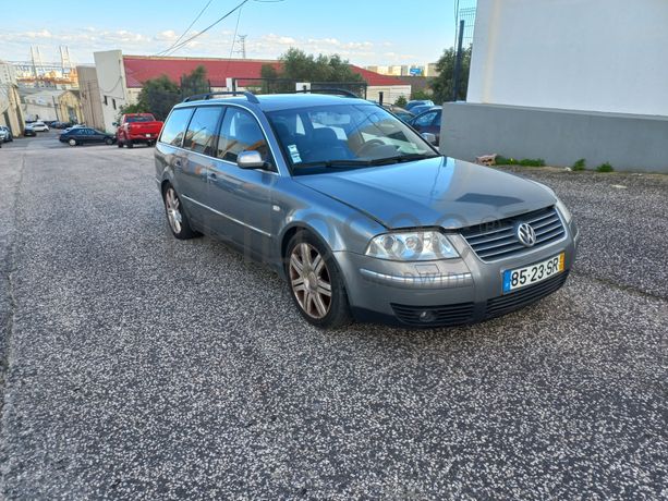 Volkswagen Passat · Ano 2001