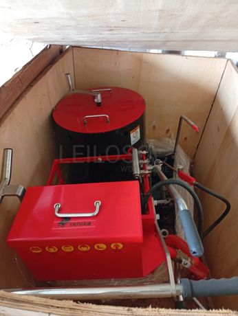 Asphalt Painting Machine