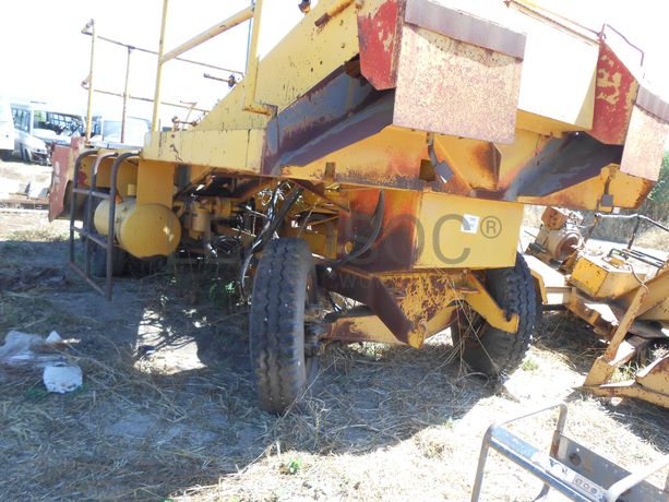 Chip Spreader W/Engine