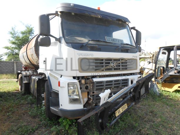 Bitumen Distributor 8.000l