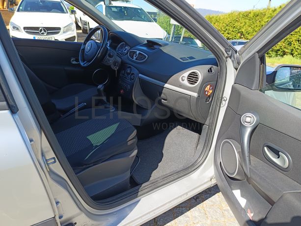 Renault Clio 1.5 dCi · Ano 2008