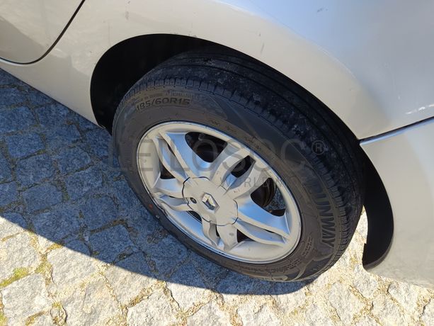 Renault Clio 1.5 dCi · Ano 2008