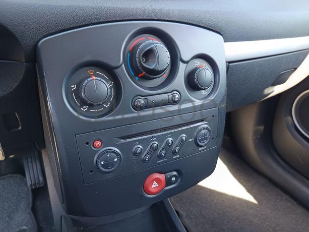 Renault Clio 1.5 dCi · Ano 2008
