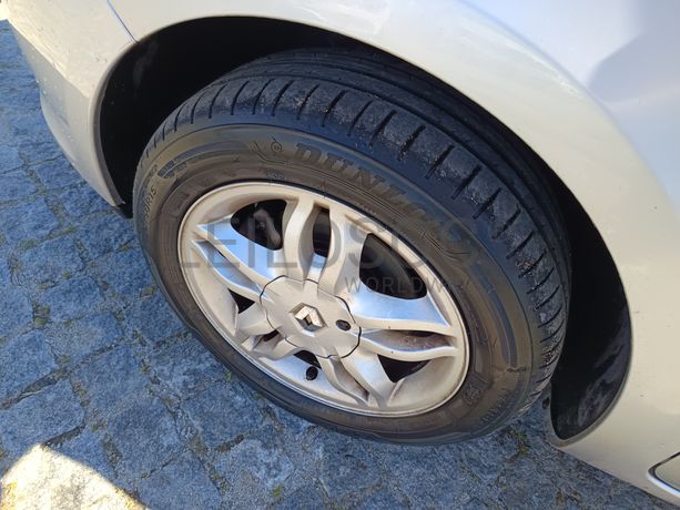 Renault Clio 1.5 dCi · Ano 2008