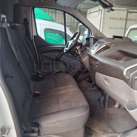 Ford Transit Custom · Ano 2013