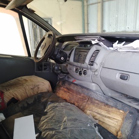 Opel Vivaro · Ano 2005