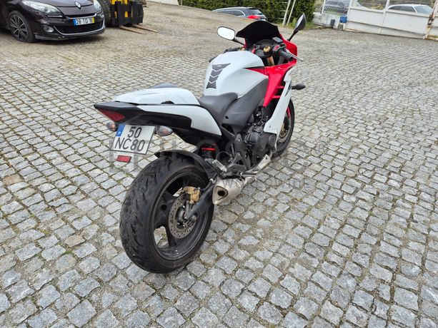 Honda CBR 600F 2011 · Ano 2012