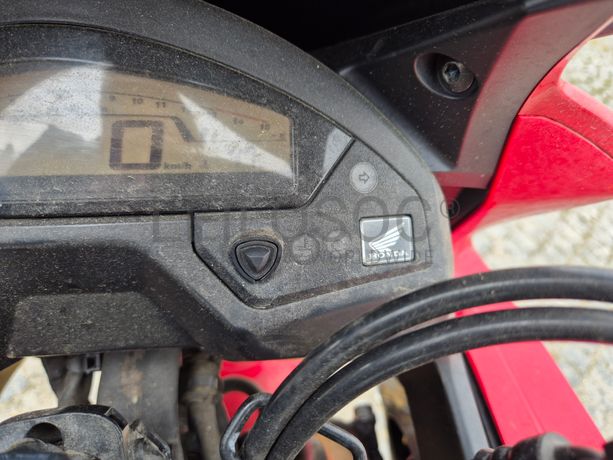 Honda CBR 600F 2011 · Ano 2012