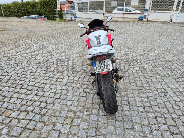 Honda CBR 600F 2011 · Ano 2012