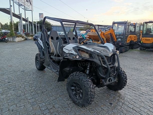 Buggy Can-Am Maverick Trail · Ano 2022
