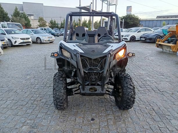 Buggy Can-Am Maverick Trail · Ano 2022