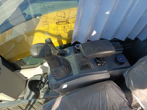 Giratória XCMG · Ano 2024