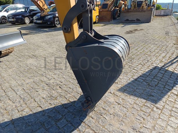 Giratória XCMG · Ano 2024