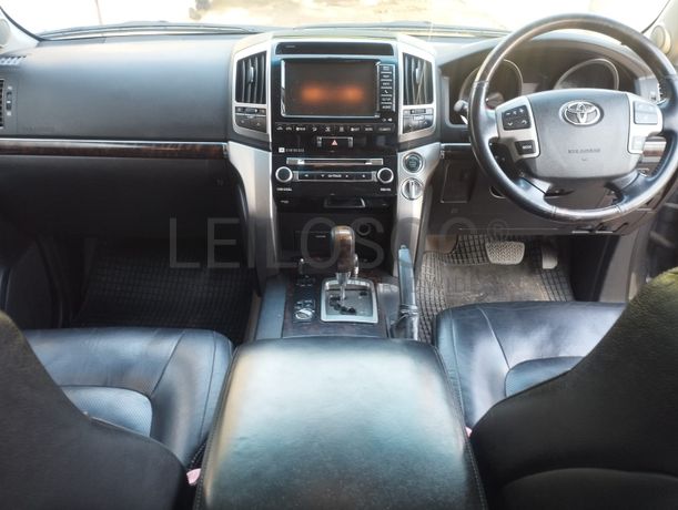 Toyota/Land Cruiser VX - V8