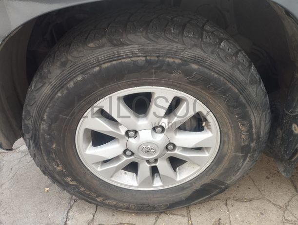 Toyota/Land Cruiser VX - V8