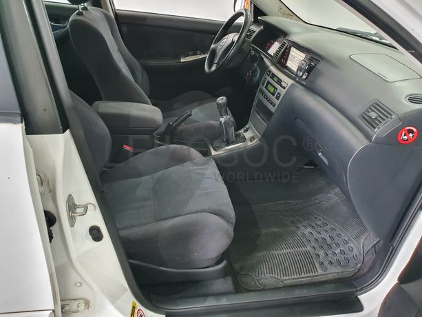 Toyota Corolla VVT-i · Ano 2002  