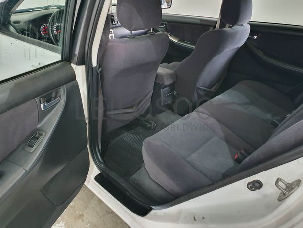 Toyota Corolla VVT-i · Ano 2002  