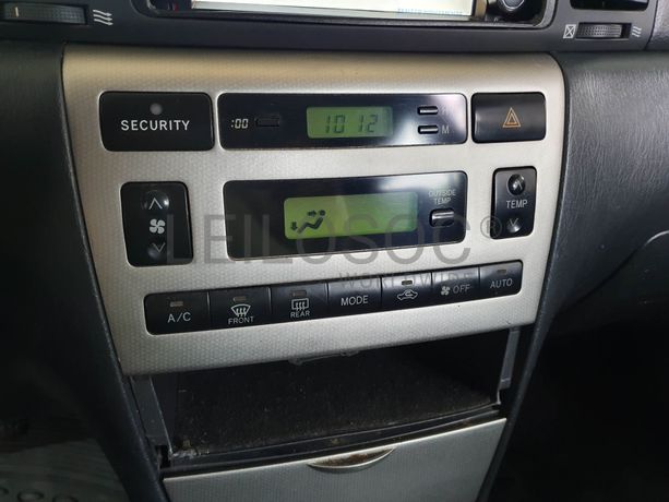 Toyota Corolla VVT-i · Ano 2002  