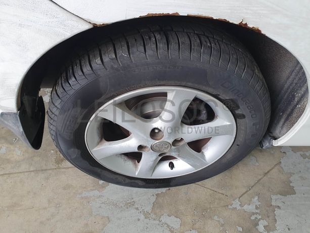 Toyota Corolla VVT-i · Ano 2002  