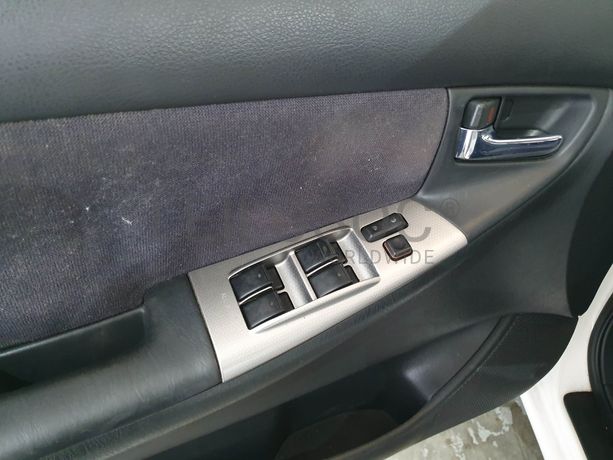 Toyota Corolla VVT-i · Ano 2002  