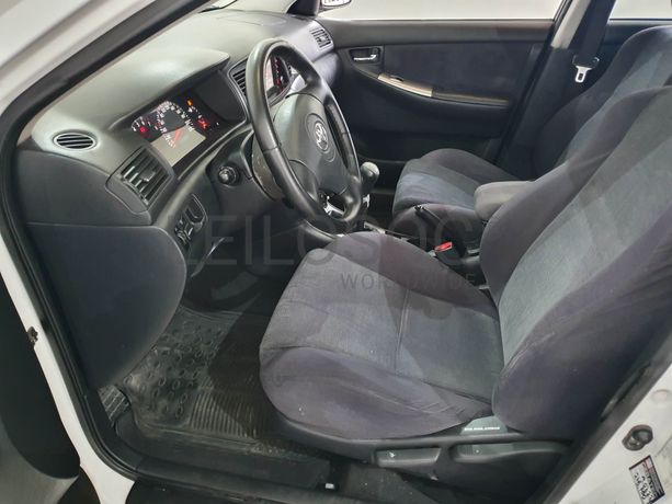 Toyota Corolla VVT-i · Ano 2002  
