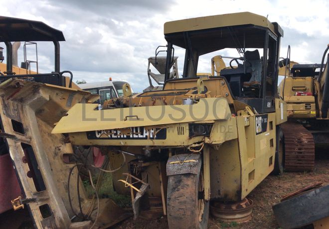 Rolo Compactador Caterpillar