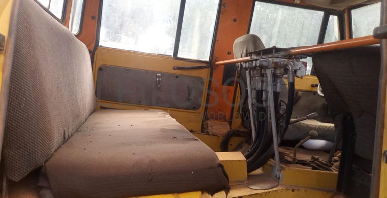 Camião Mercedes Benz Unimog