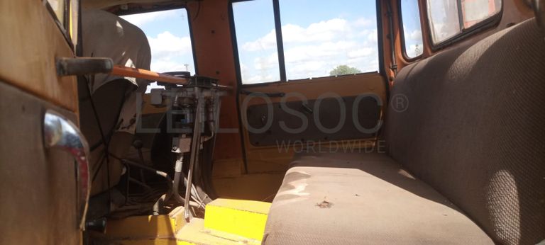 Camião Mercedes Benz Unimog