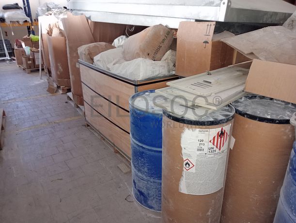 Estantes Industriais · Matéria-Prima