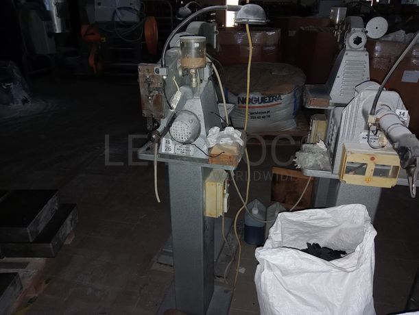 Máquina de Rebarbar