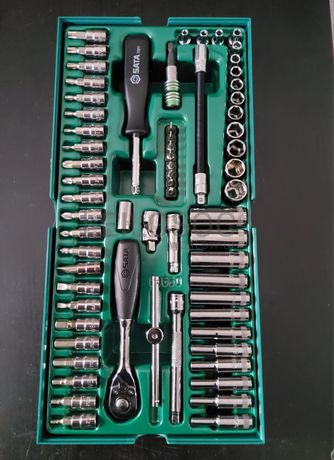 TABULEIRO DE 66 PEÇAS COM CHAVES DE 6 PONTOS DE 1/4"