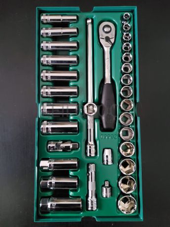 TABULEIRO DE 33 PEÇAS COM ROQUETE E CHAVES MÉTRICAS DE 6 PONTOS