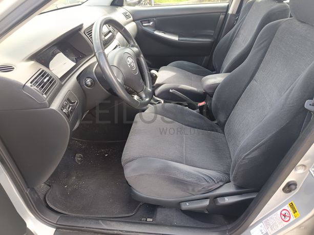 Toyota Corolla · Ano 2003