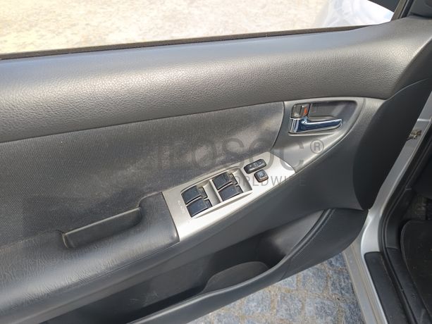 Toyota Corolla · Ano 2003