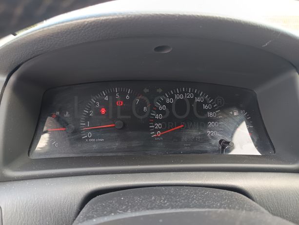 Toyota Corolla · Ano 2003