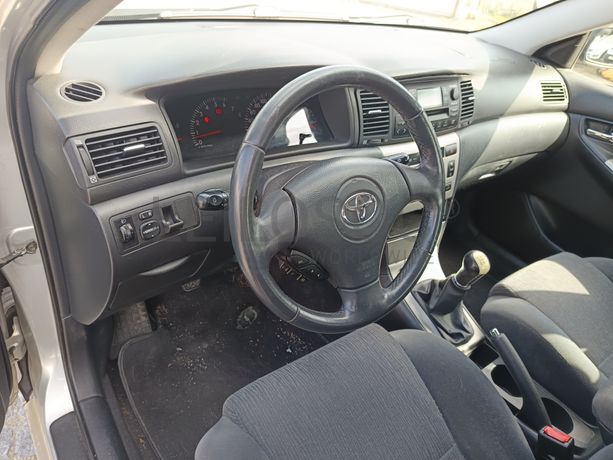 Toyota Corolla · Ano 2003