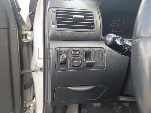 Toyota Corolla · Ano 2003