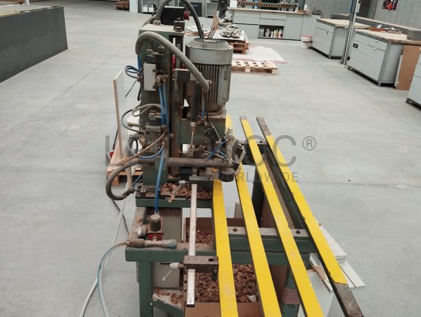 Equipamento de Furar e Colar