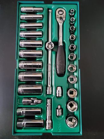 TABULEIRO DE 29 PEÇAS EM POLEGADAS(SAE) - ROQUETE E CHAVES 6 PONTOS 3/8"