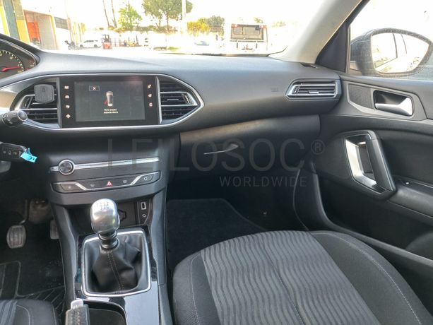 Peugeot 308 · Ano 2014