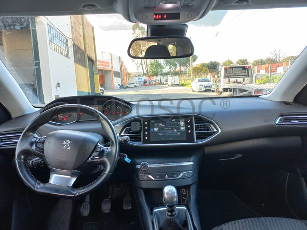 Peugeot 308 · Ano 2014