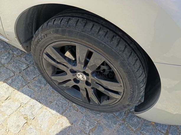 Peugeot 5008 · Ano 2016