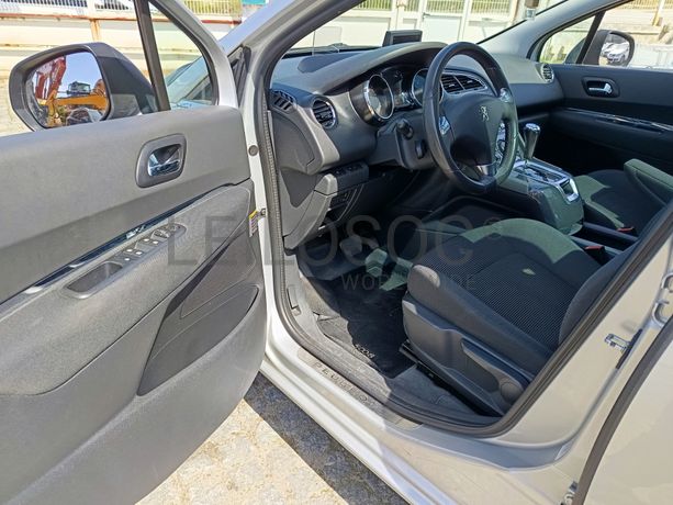 Peugeot 5008 · Ano 2016