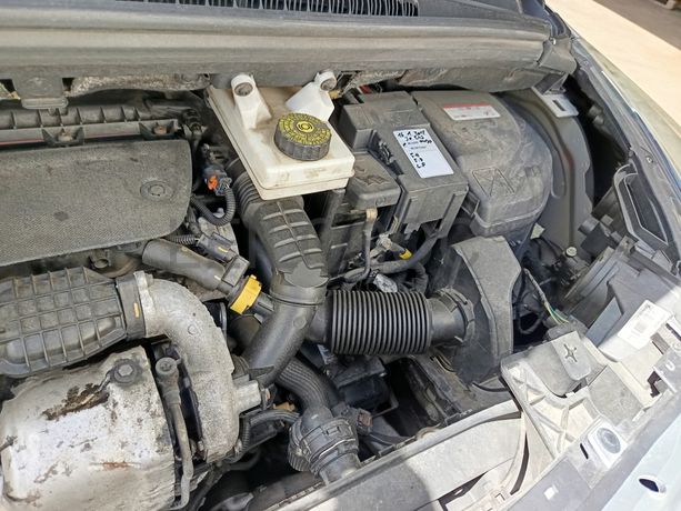 Peugeot 5008 · Ano 2016